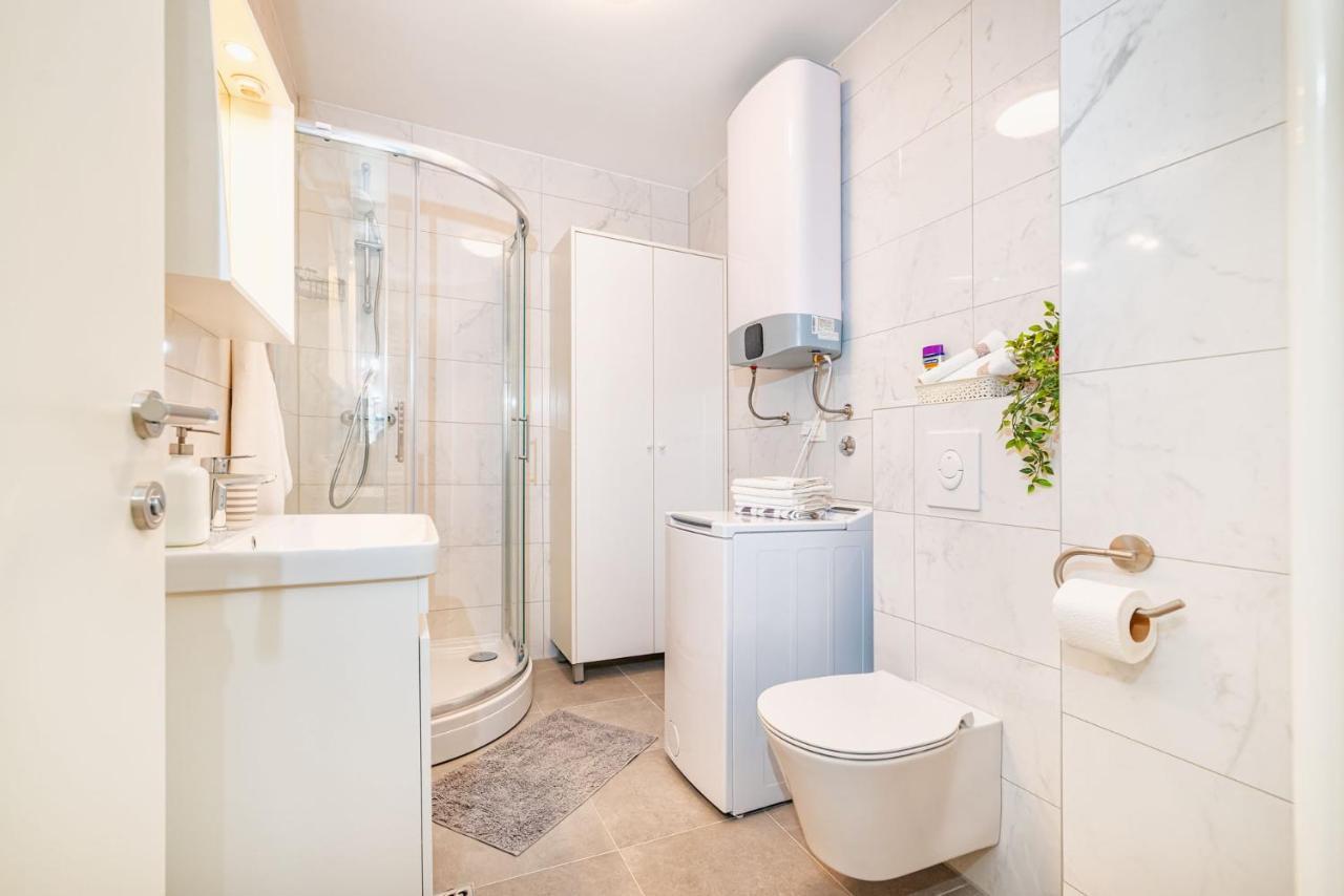 Ap Stella, Center Of Zadar, 2Br, Parking Appartement Buitenkant foto