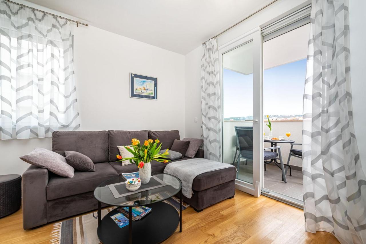 Ap Stella, Center Of Zadar, 2Br, Parking Appartement Buitenkant foto