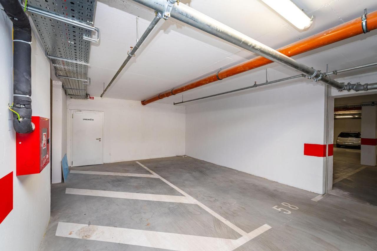 Ap Stella, Center Of Zadar, 2Br, Parking Appartement Buitenkant foto