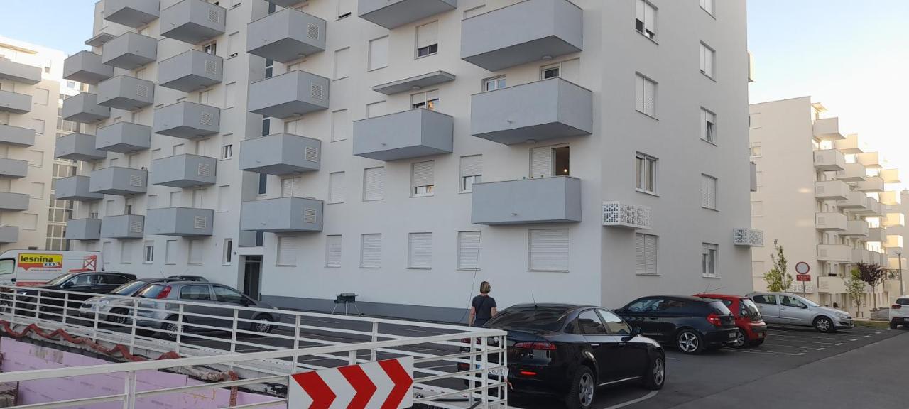 Ap Stella, Center Of Zadar, 2Br, Parking Appartement Buitenkant foto